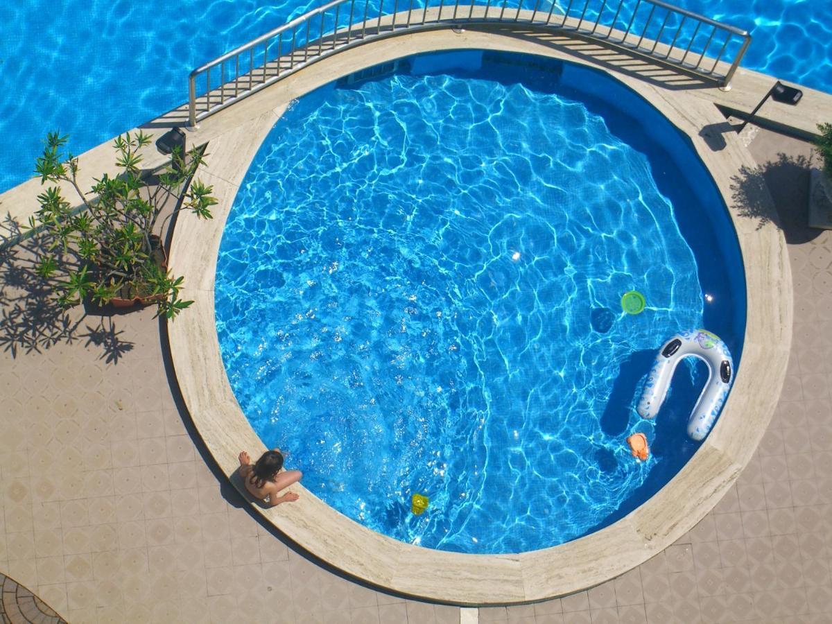 Double or Twin Room Pool View