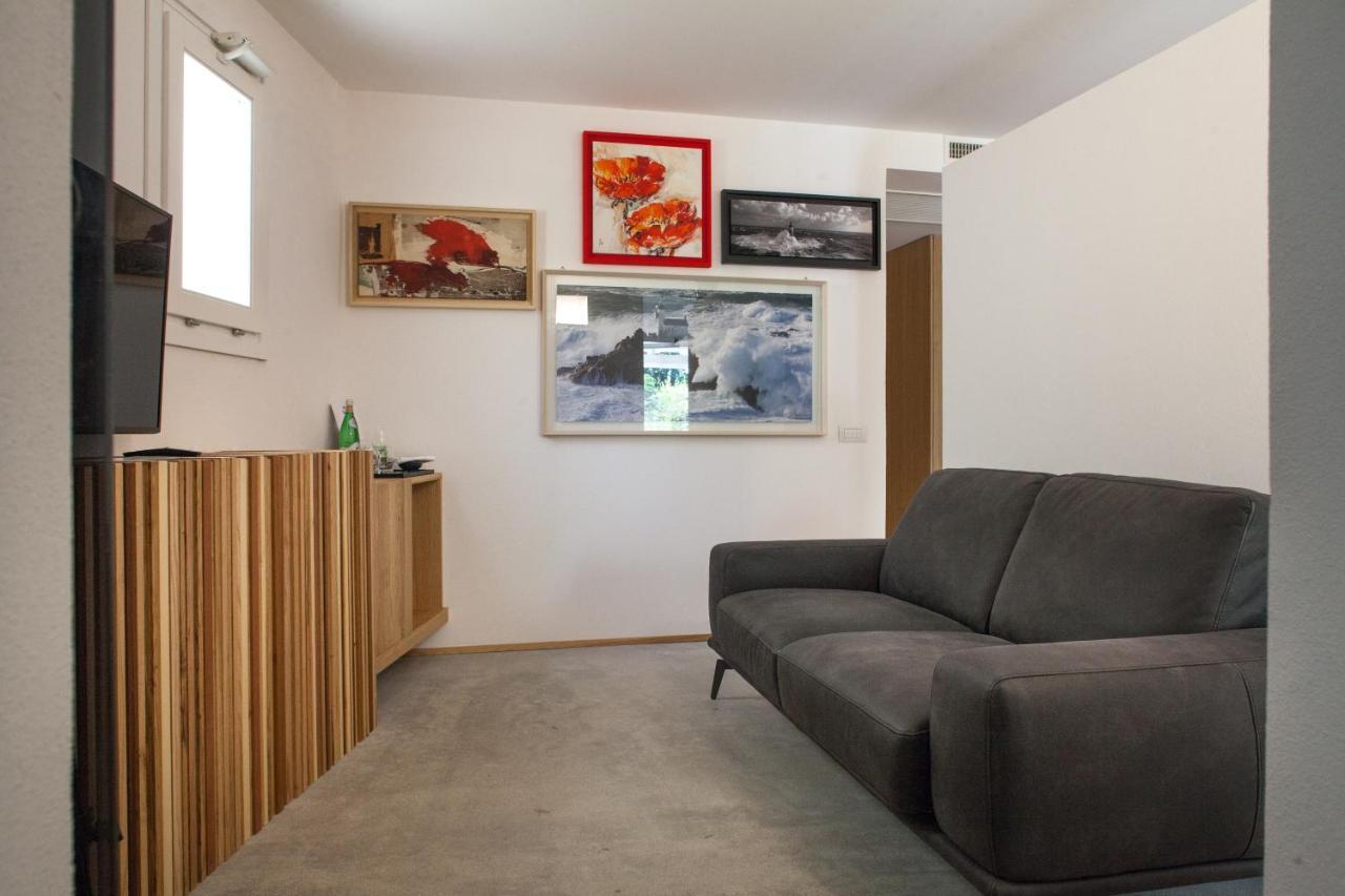 Two-Bedroom Suite with Private Pool,1137982054:JPEG