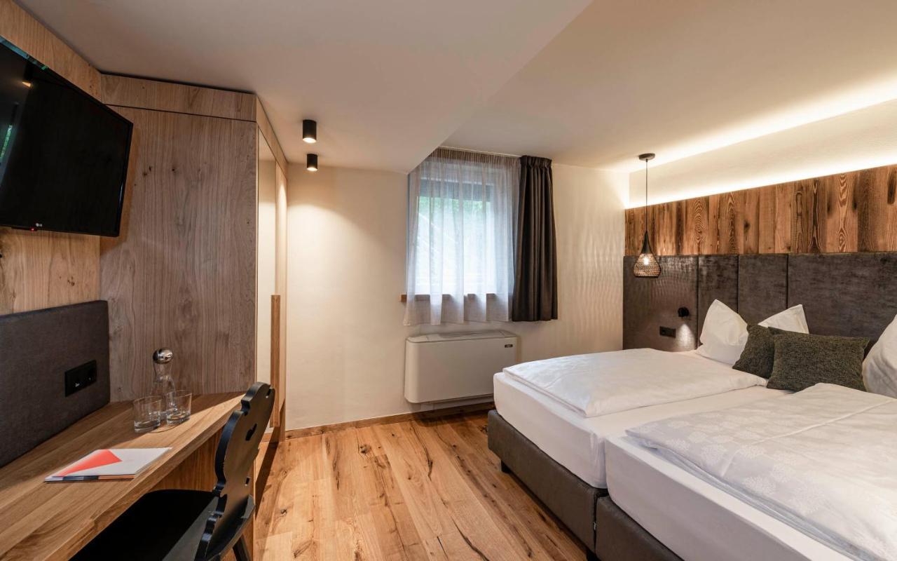 Single Room,1138680931:JPEG
