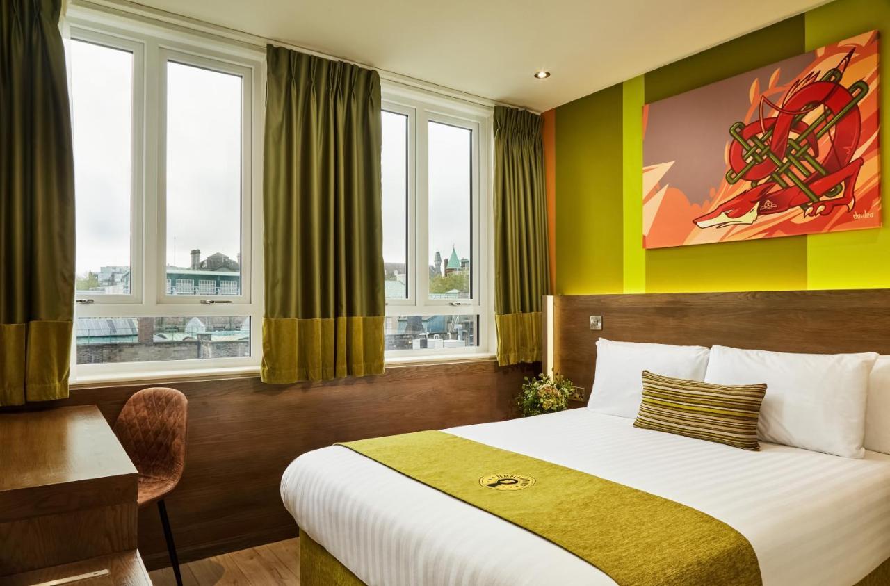 Double Room,1433244004:JPEG