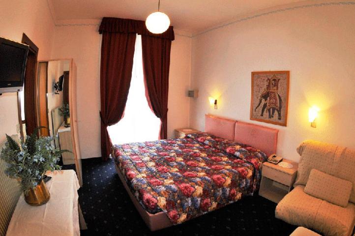 Double Room,23616786:JPEG