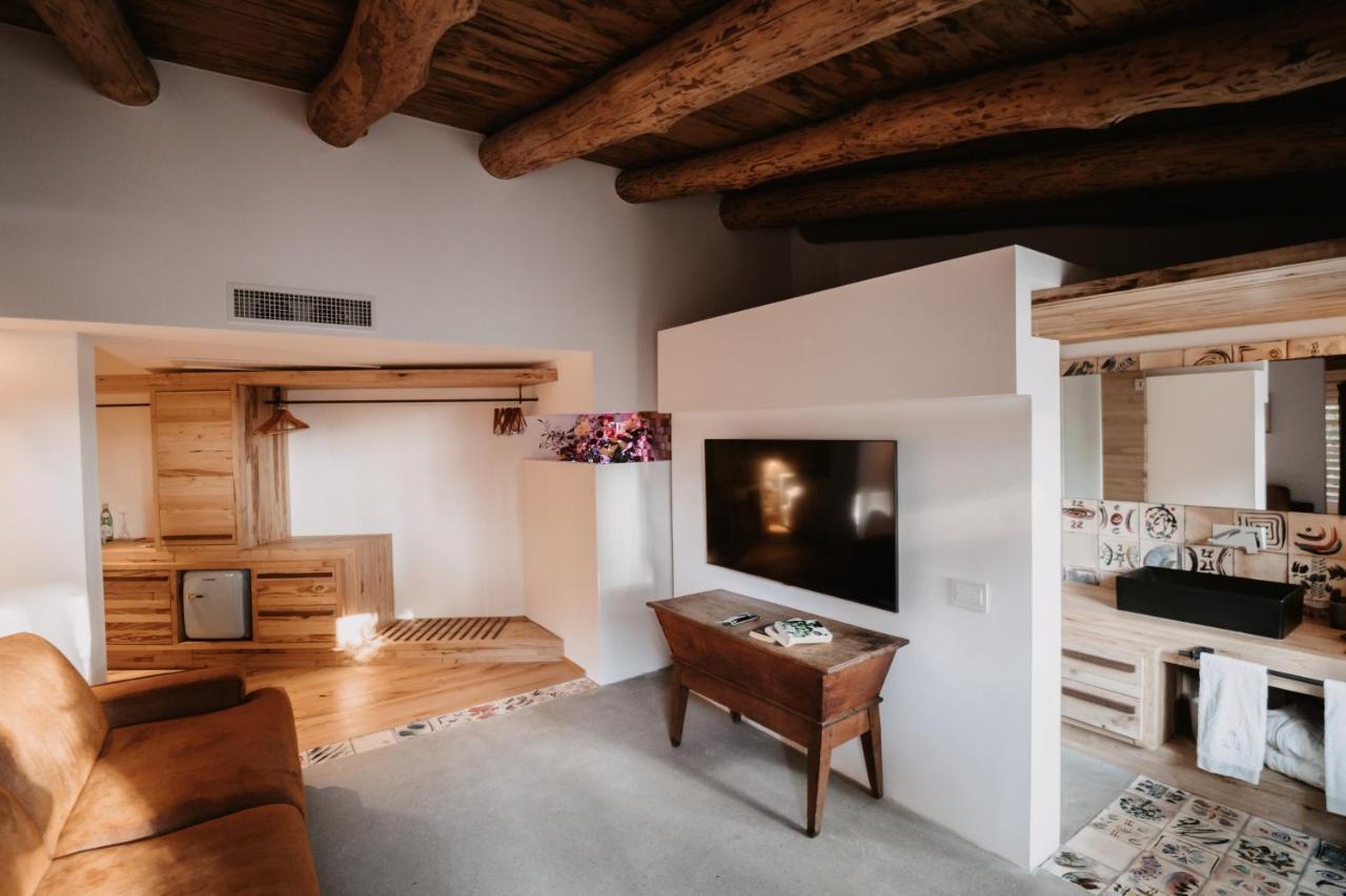 Superior Double Room,1317625381:JPEG