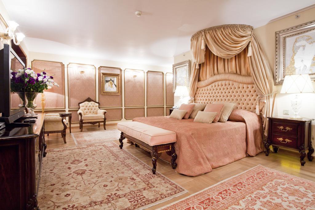 Presidential Suite,445380696:JPEG