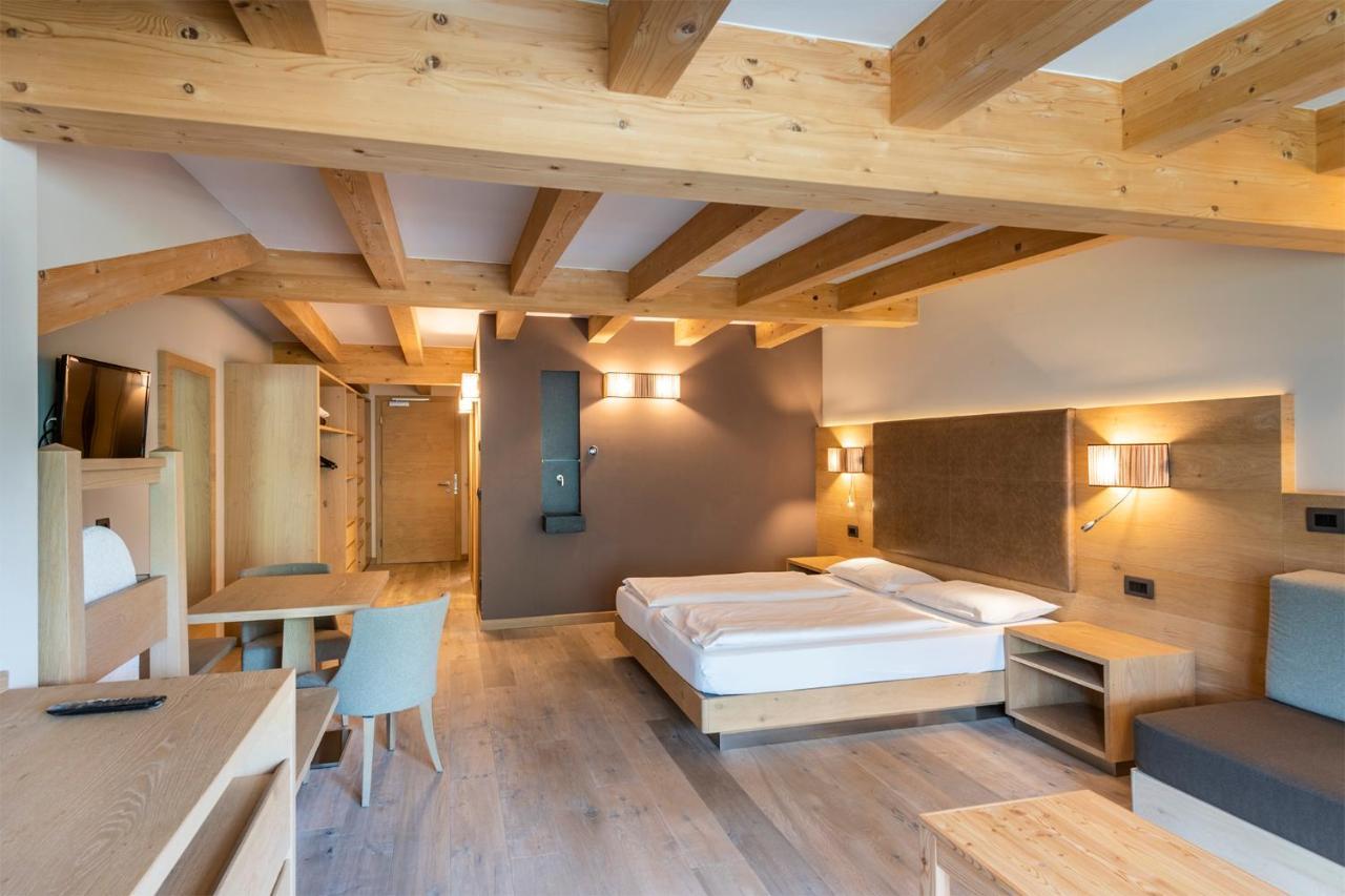 Junior Suite,1393066382:JPEG