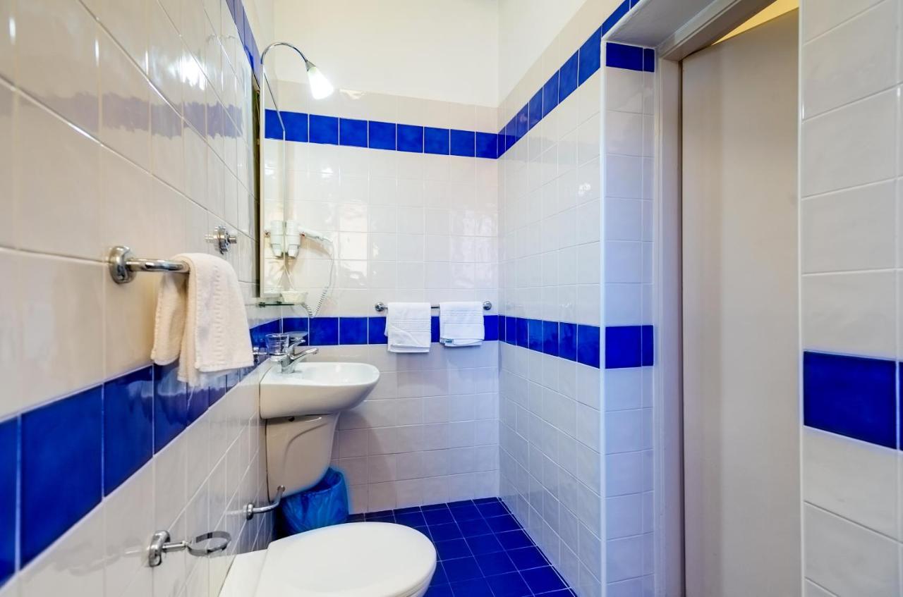 Superior Triple Room,1404097982:JPEG