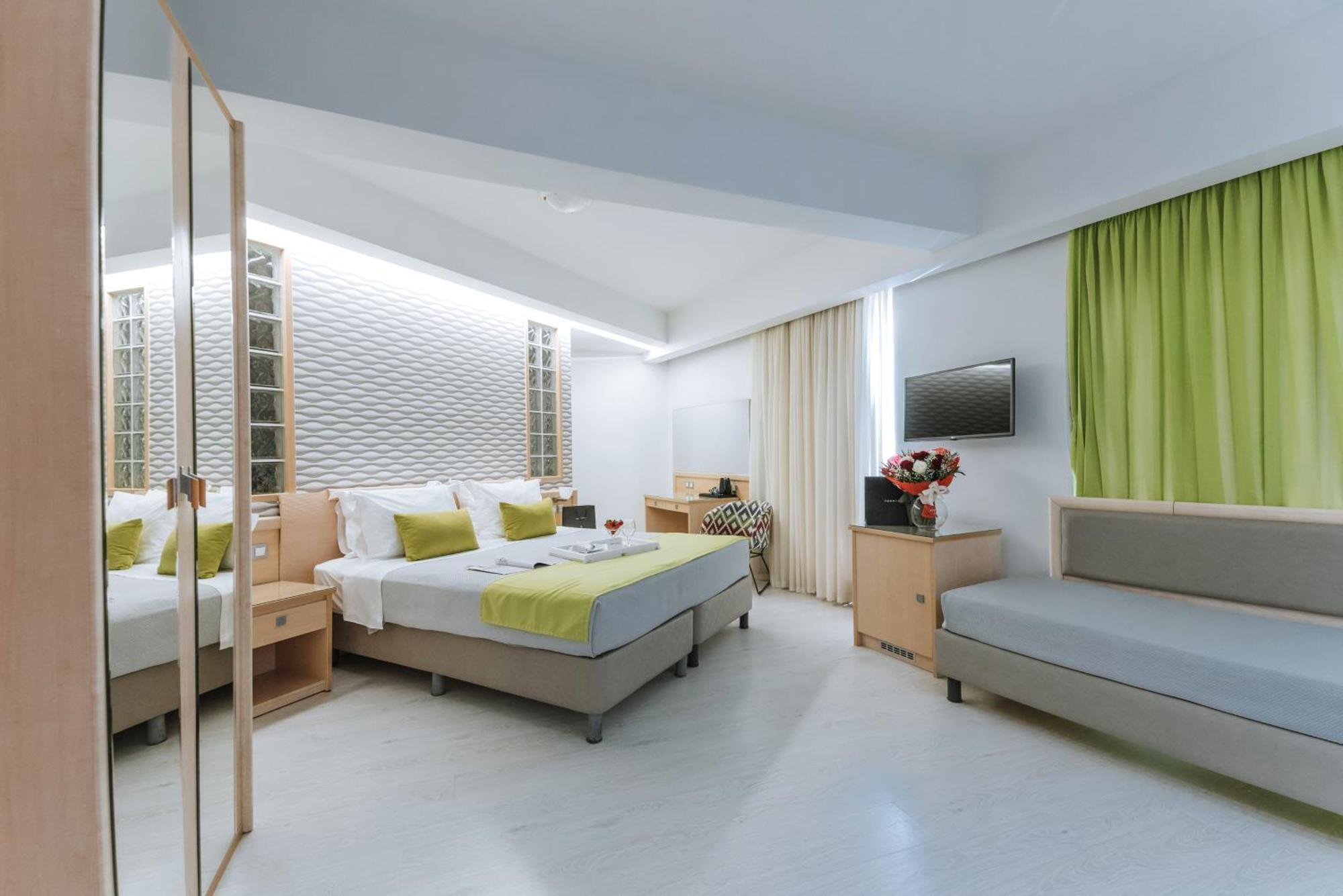 Junior Suite with Sea View,1432095061:JPEG