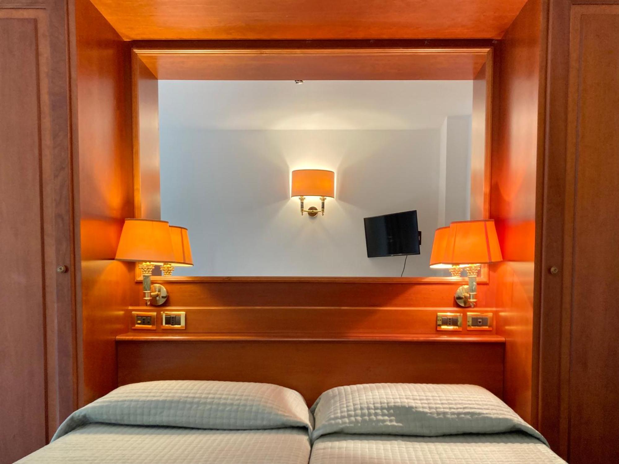Monolocale con Divano-Letto