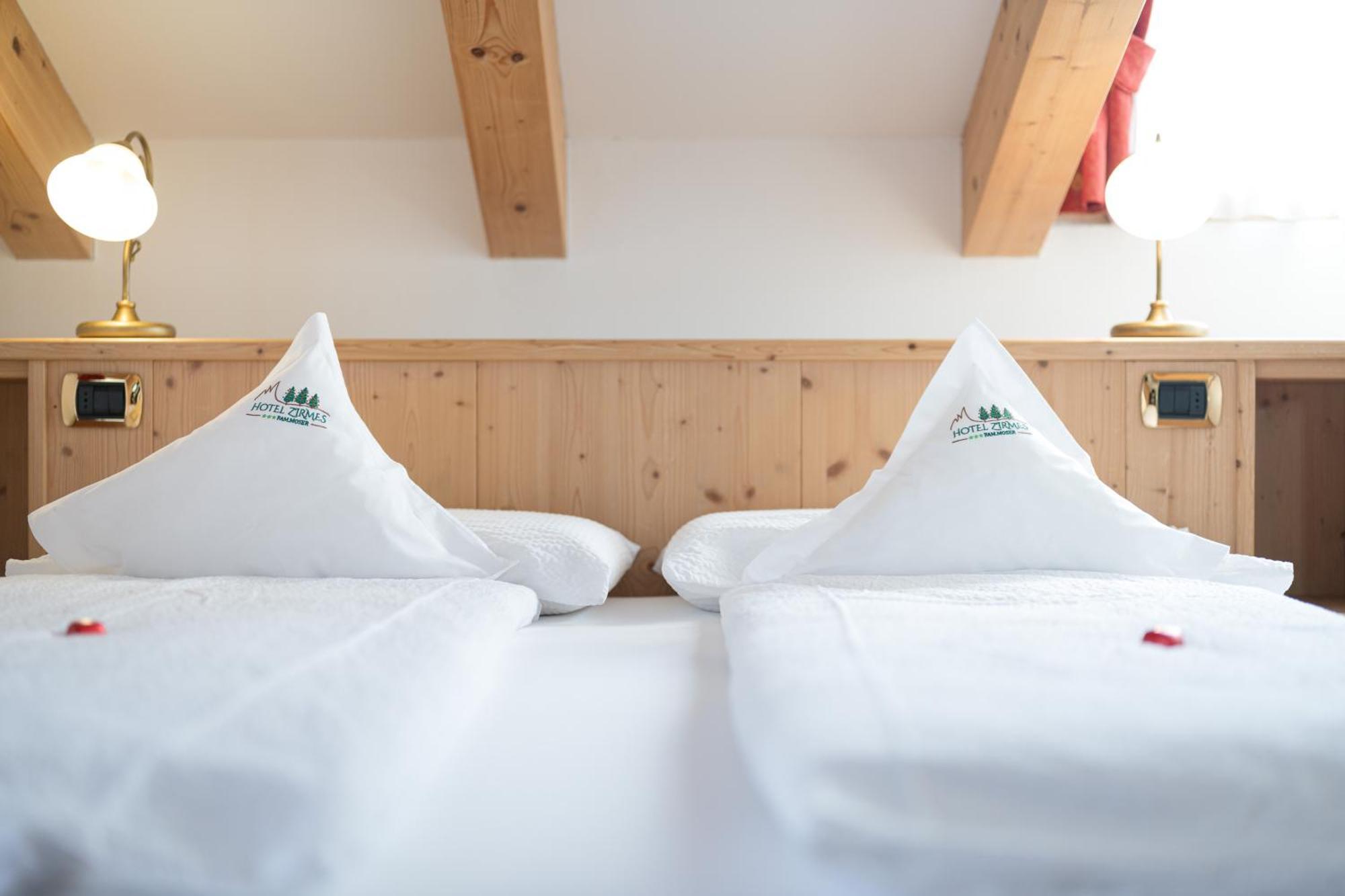 Standard Double or Twin Room,1539411679:JPEG