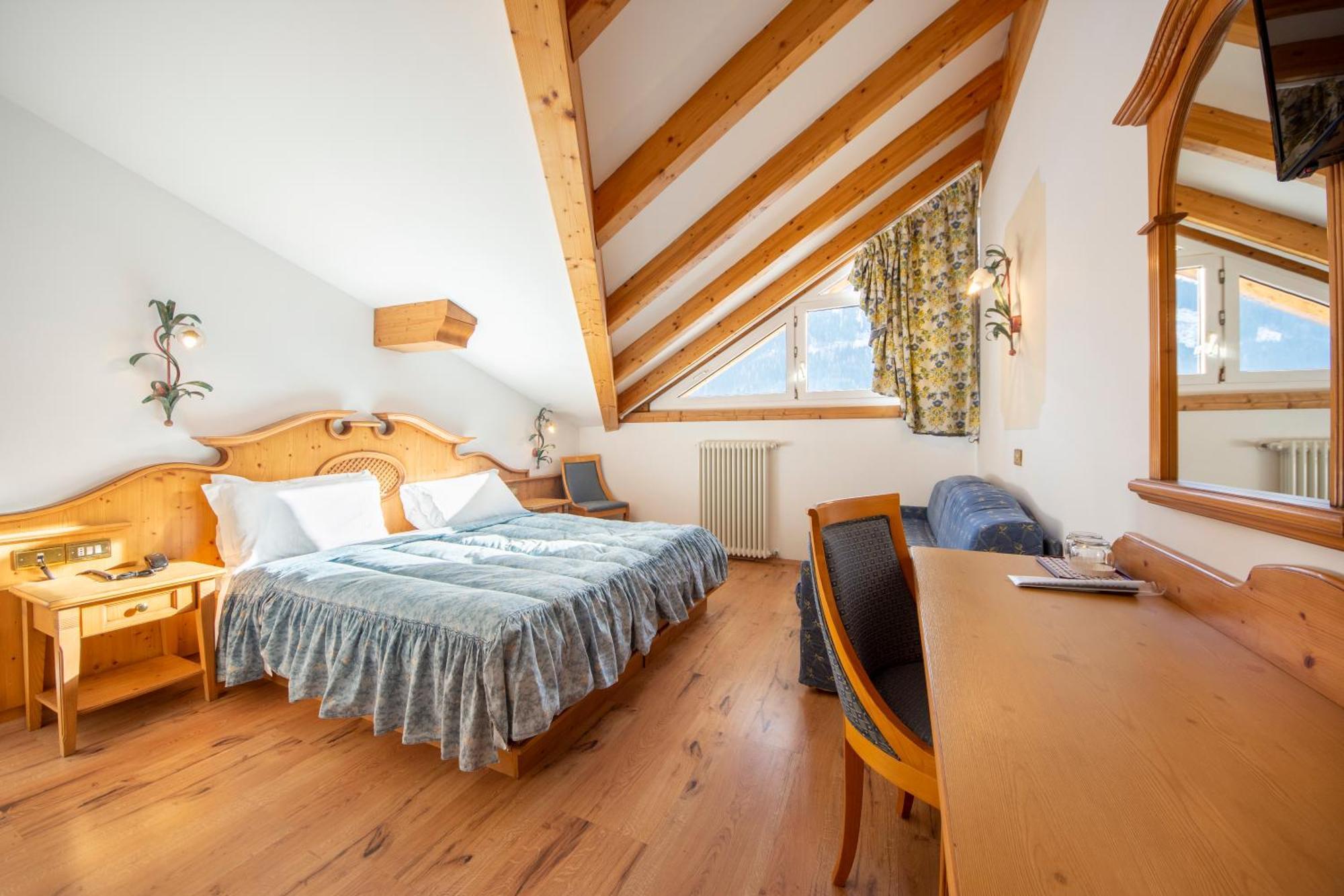 Economy Double or Twin Room