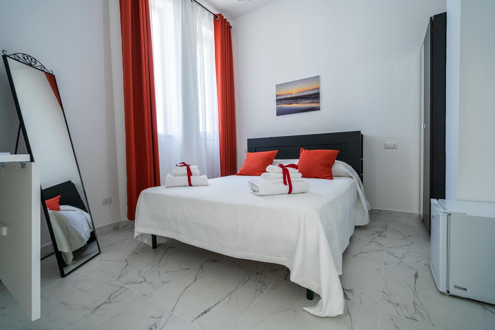 Double Room Private Bathroom