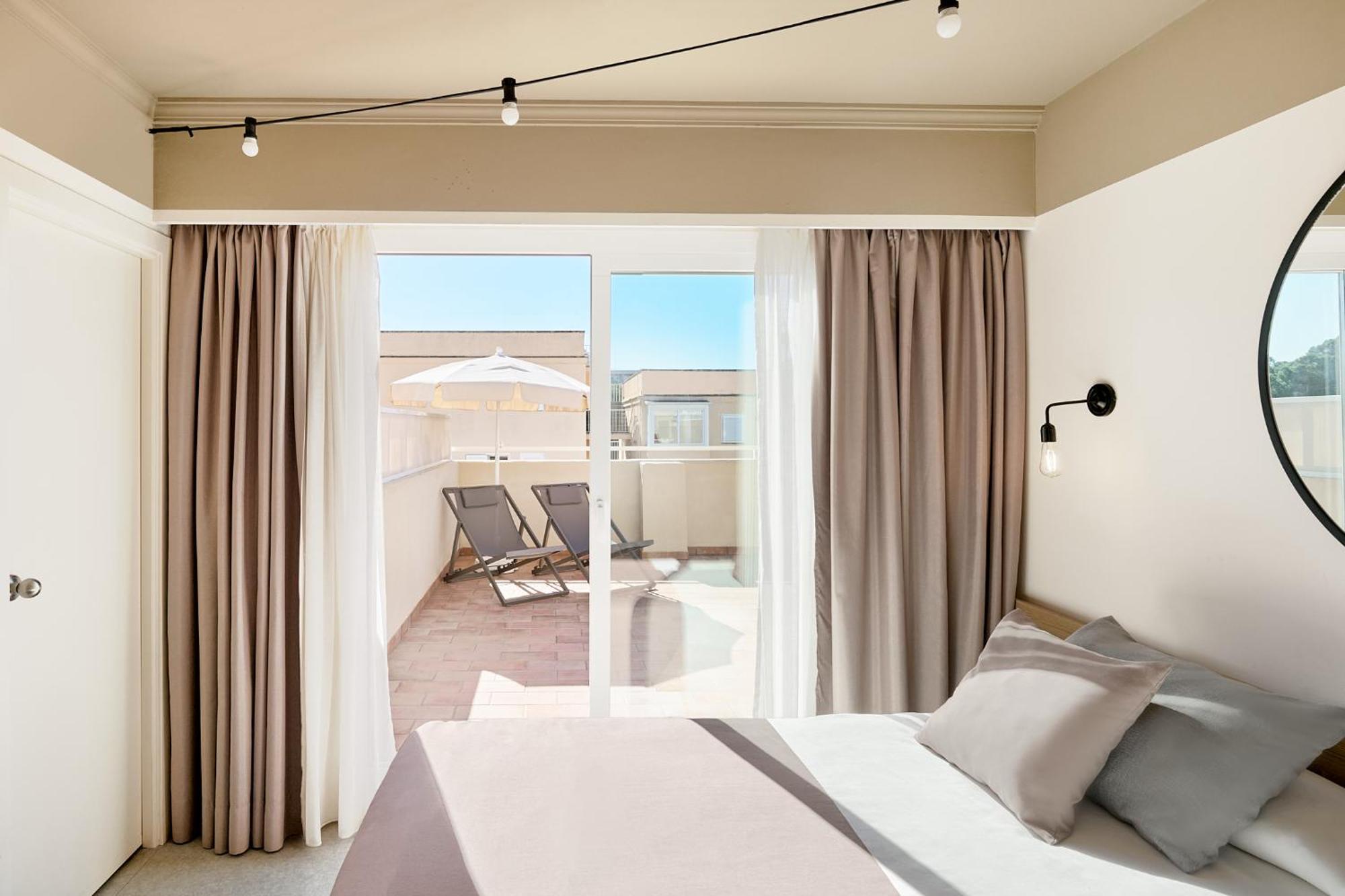 Double Room with Private Terrace and Hot Tub - Unlimited Brunch