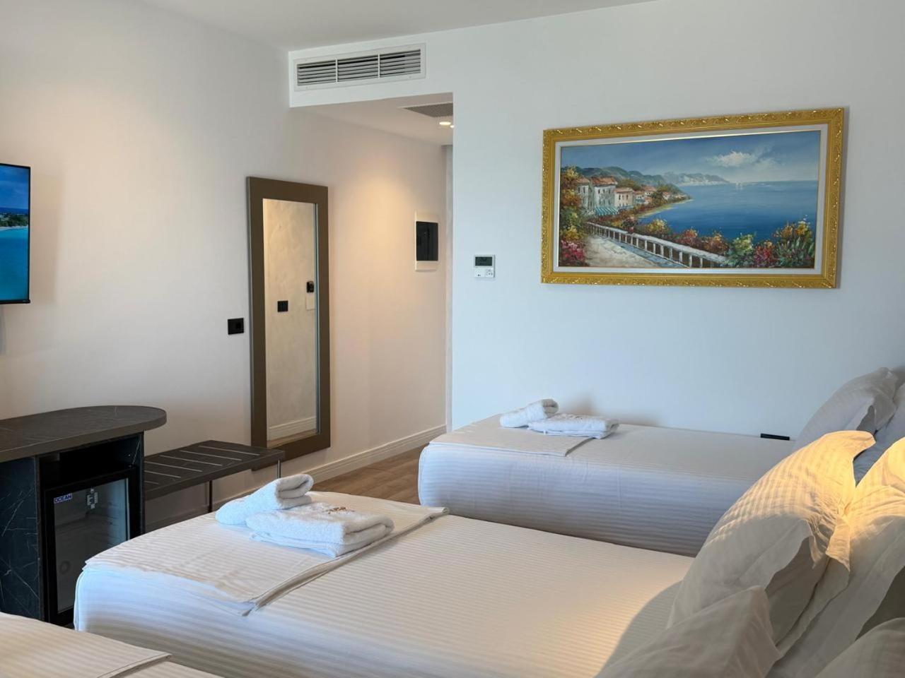 Triple Room Sea View,1671960508:JPEG