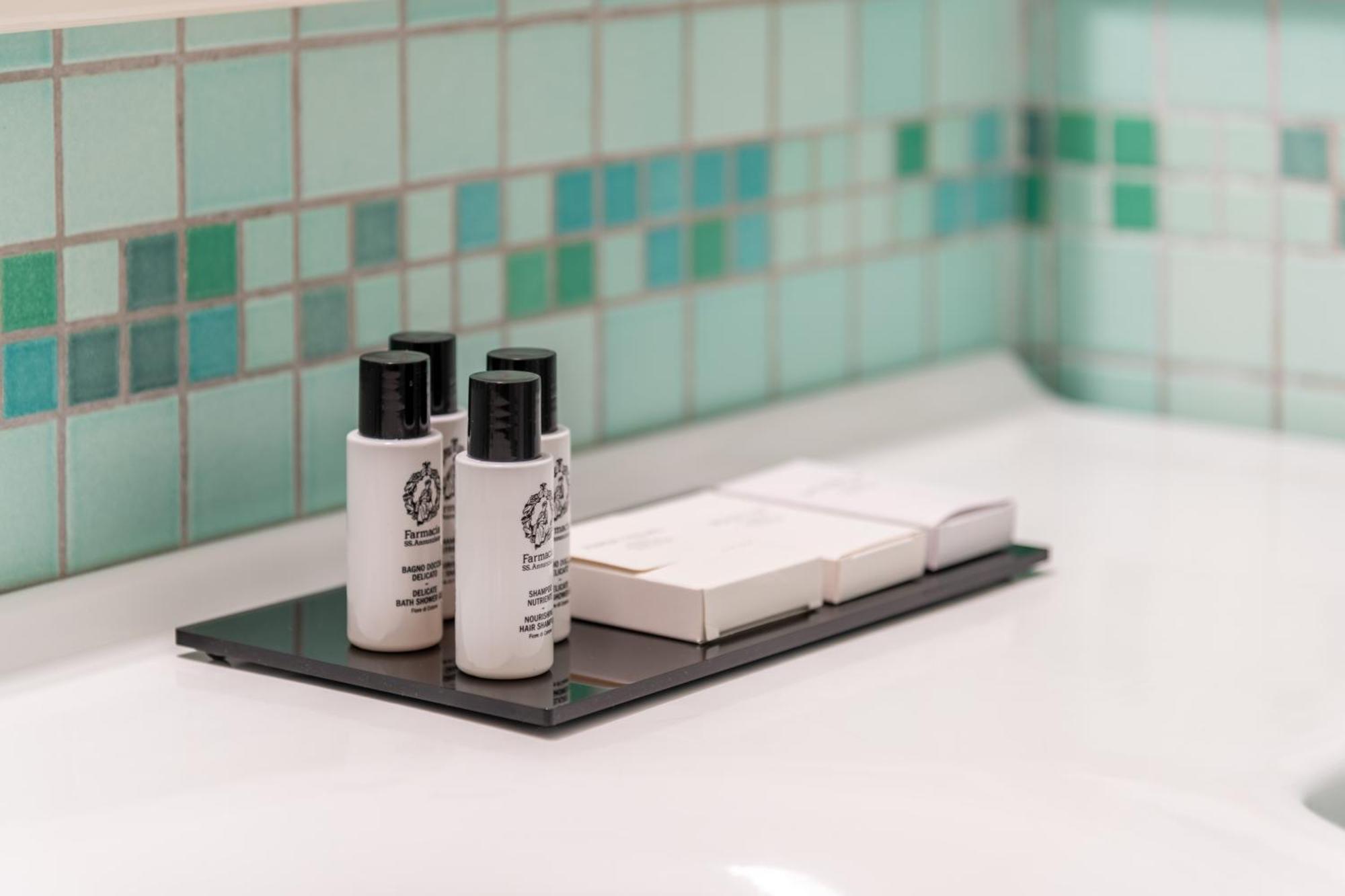 Economy Double or Twin Room,1687452106:JPEG