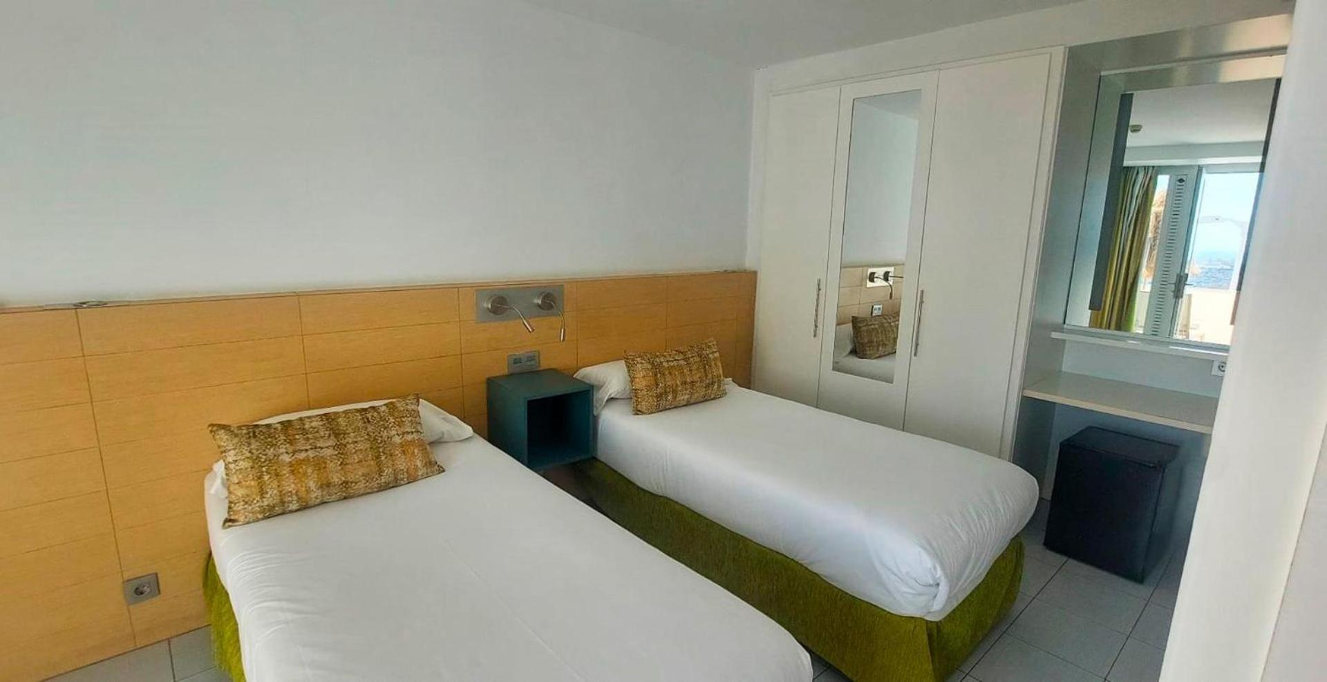 Classic Double room with small balcony,1697799891:JPEG