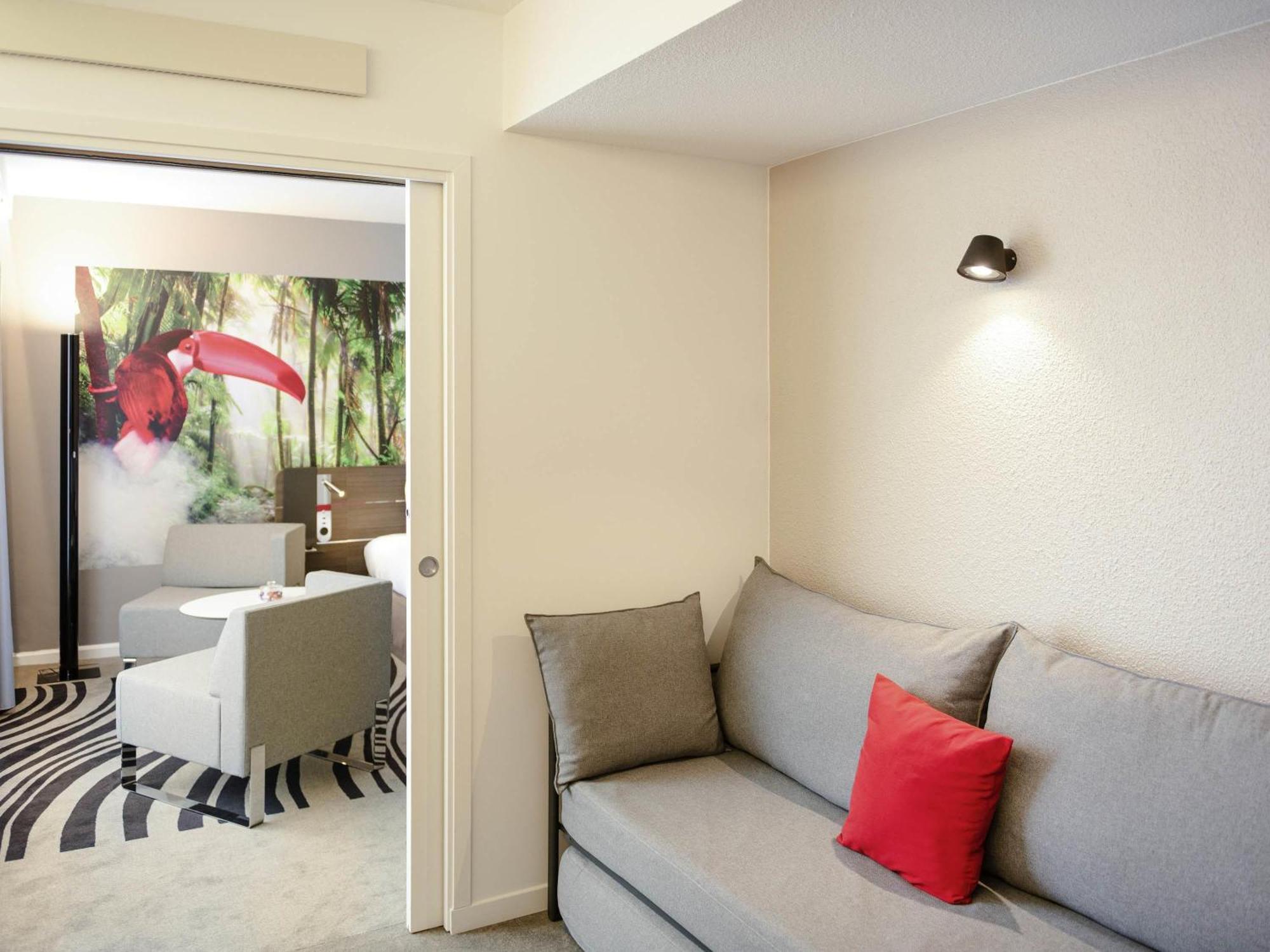 Suite con 1 Letto Queen-Size e Divano Letto