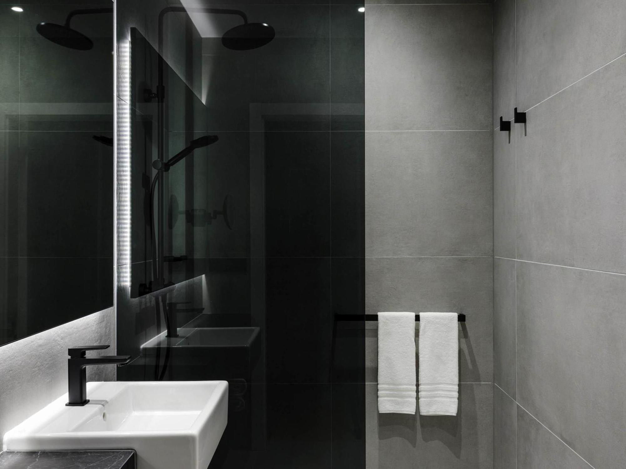 Junior Suite,1718507987:JPEG