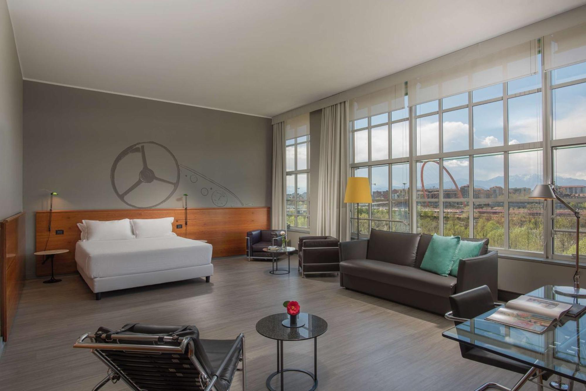 Suite,1722891152:JPEG