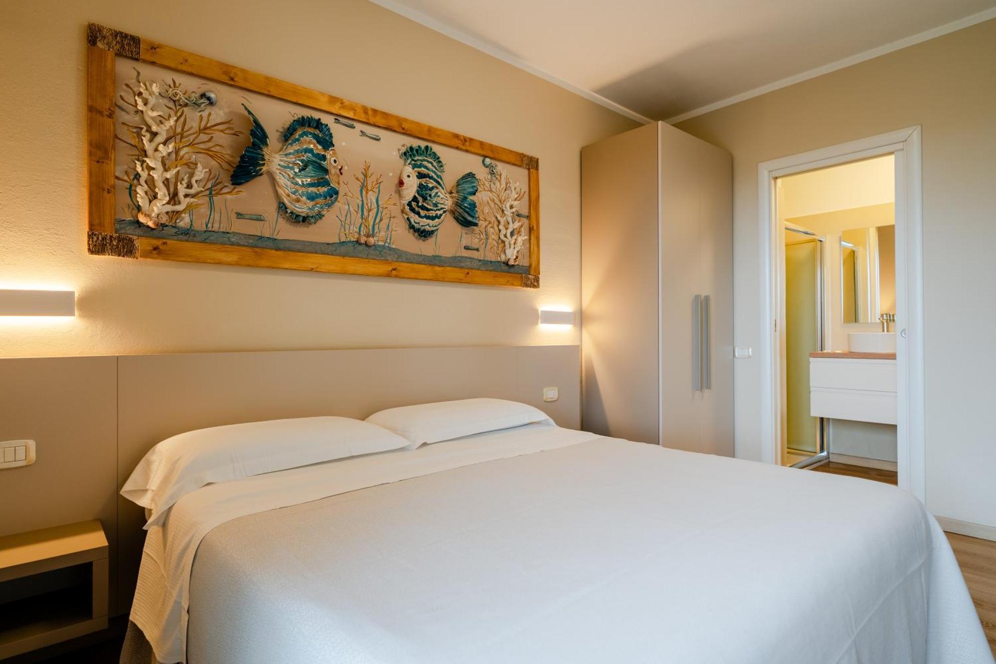 One-Bedroom Apartment Sea View