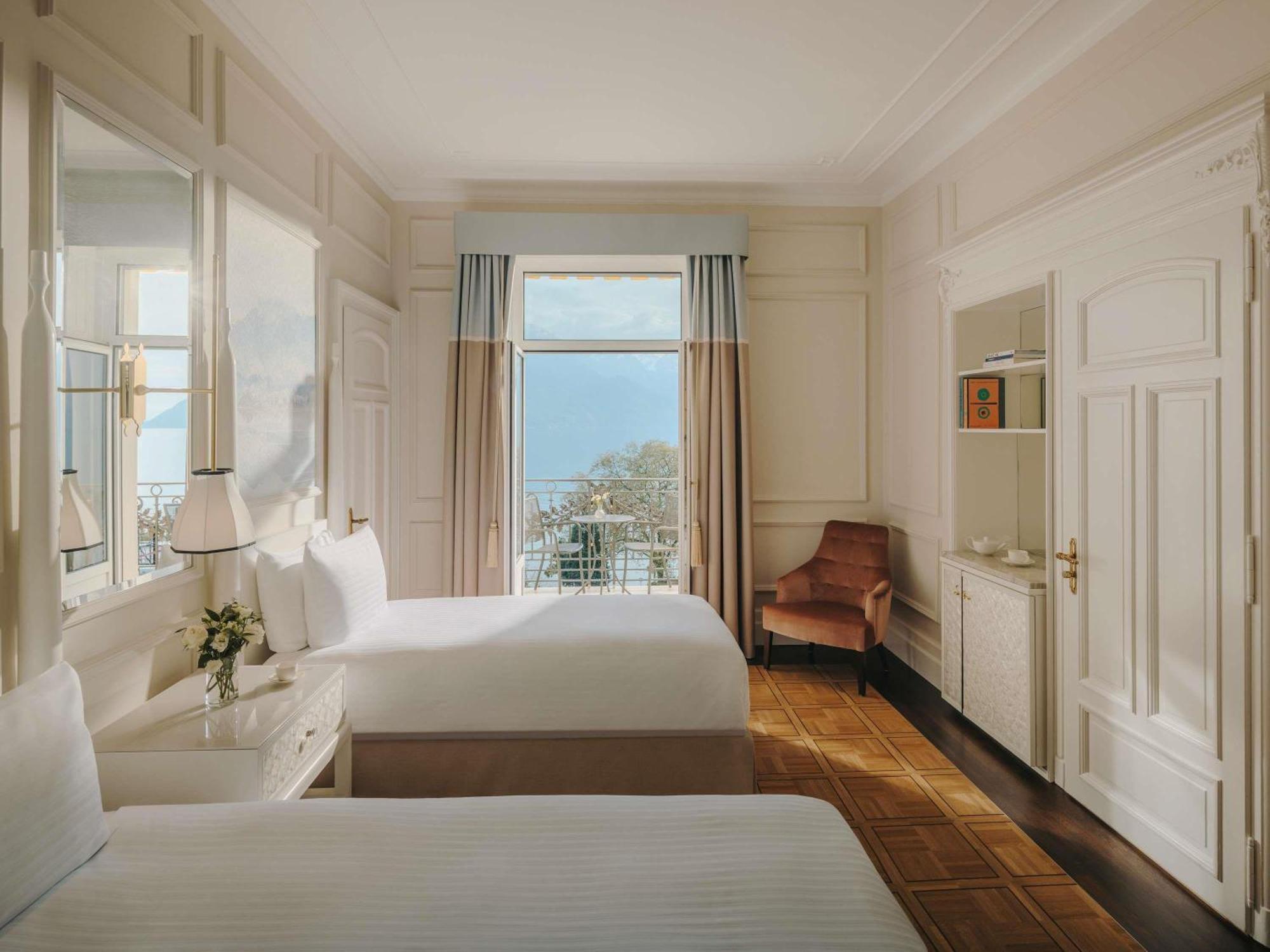 Camera Fairmont Doppia con Letti Singoli con Vista Lago Parziale