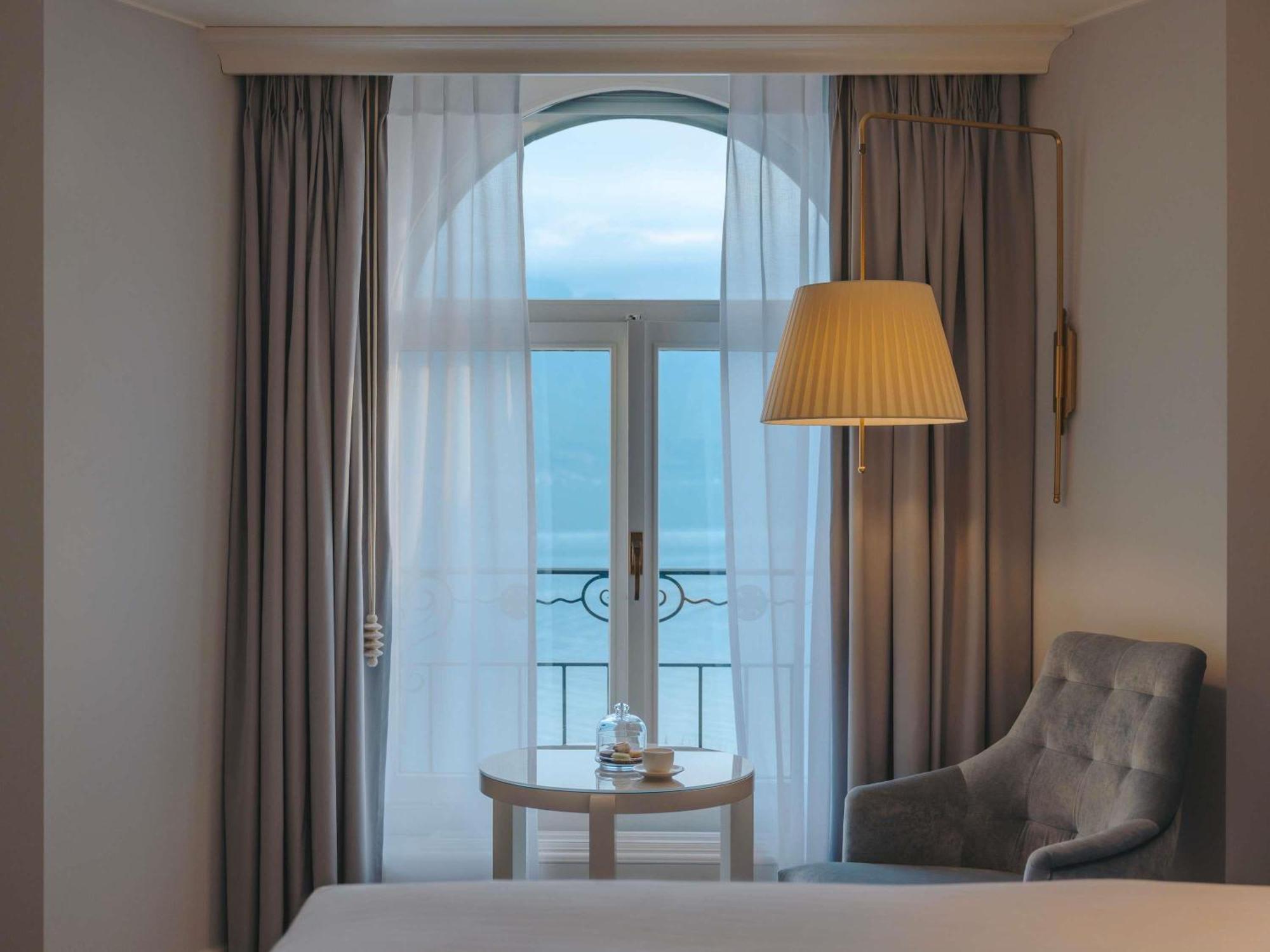 Camera Fairmont con Vista Lago