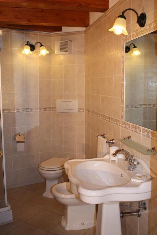 Double Room,228435320:JPEG