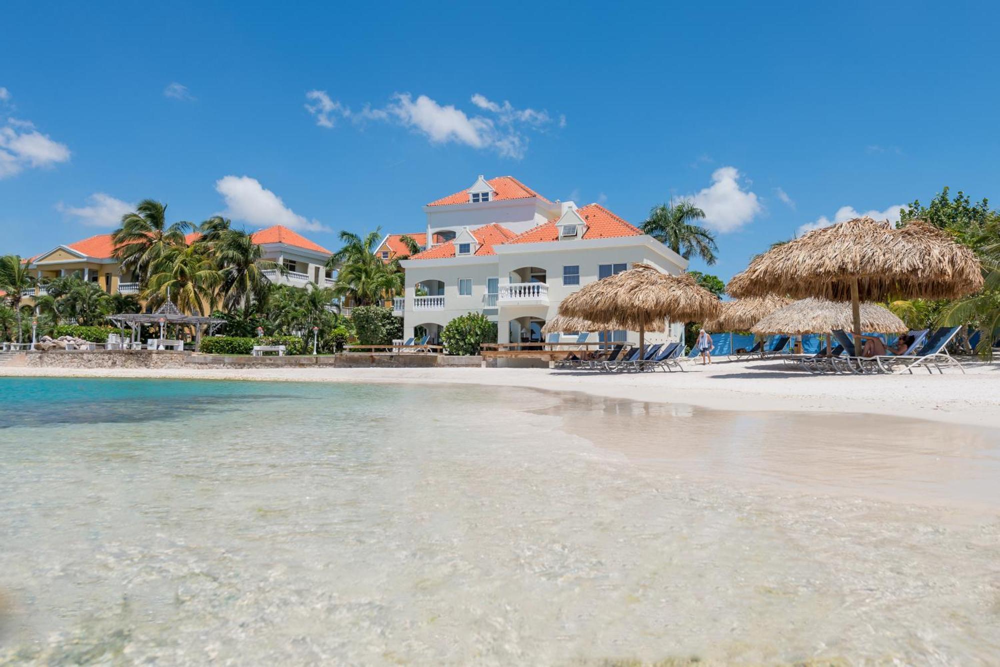 Appartamento Royal con 3 Camere da Letto - Fronte Spiaggia