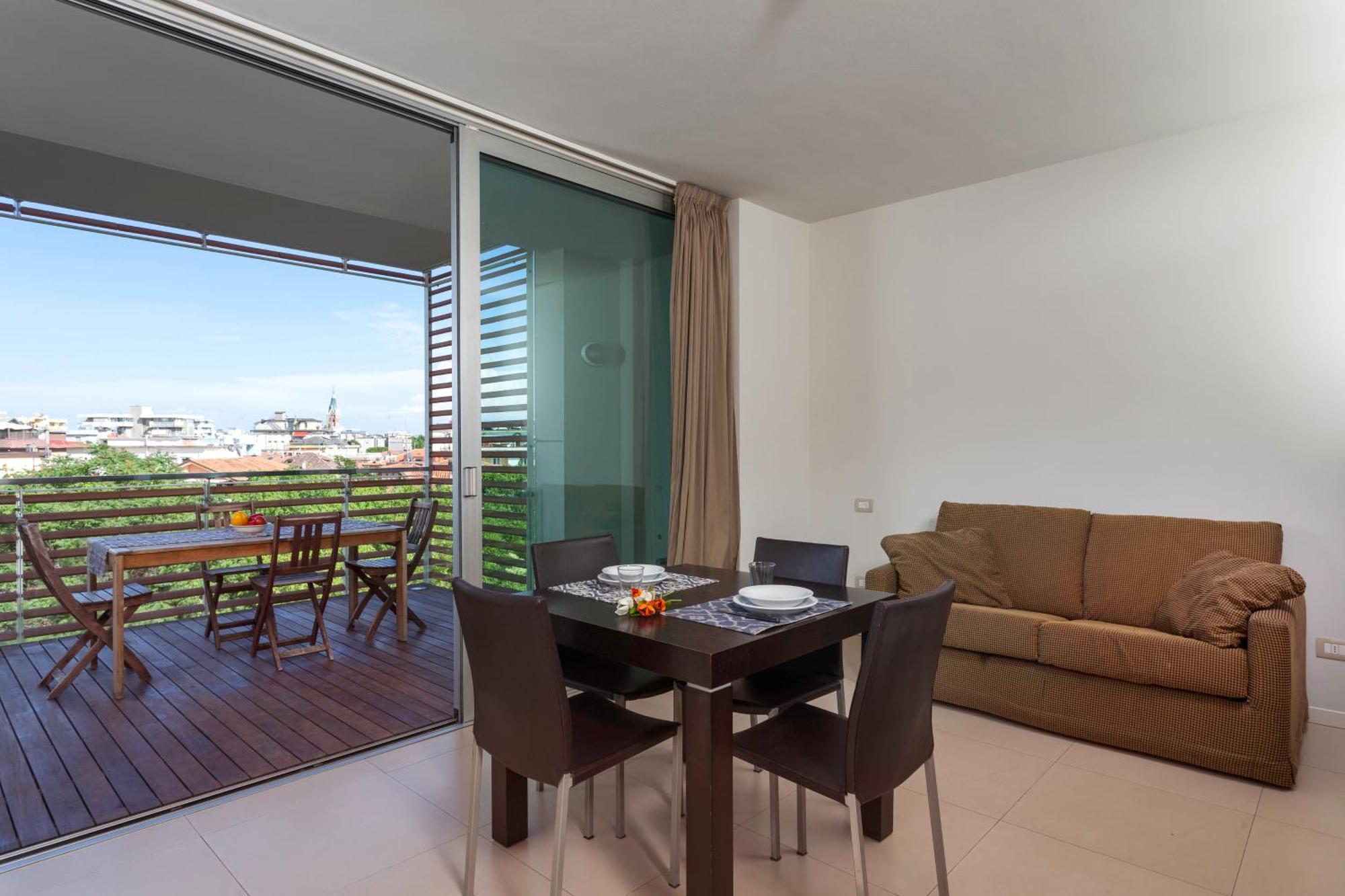Superior Apartment,434691489:JPEG