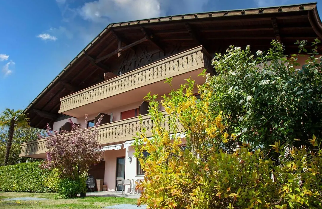 Hotel Schoenbrunn-1