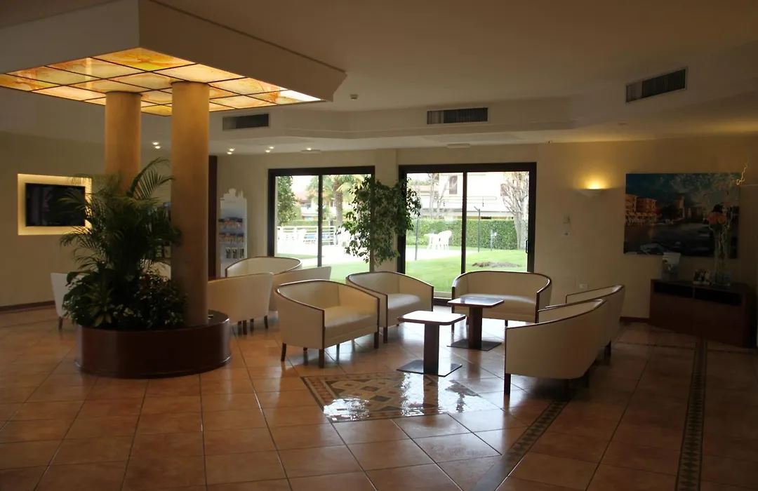 Hotel Porto Azzurro-1