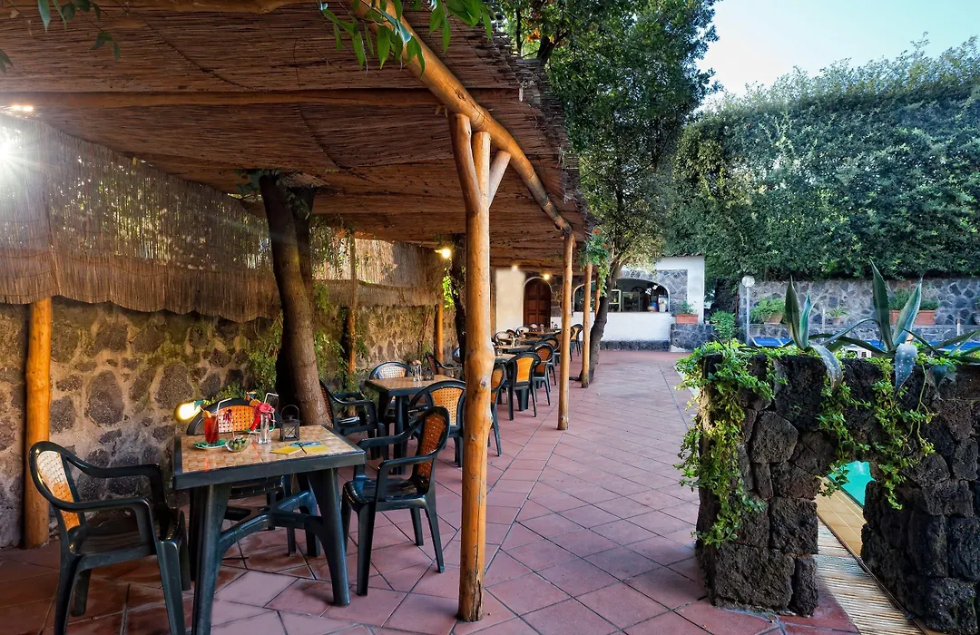 Hotel Cleopatra-1