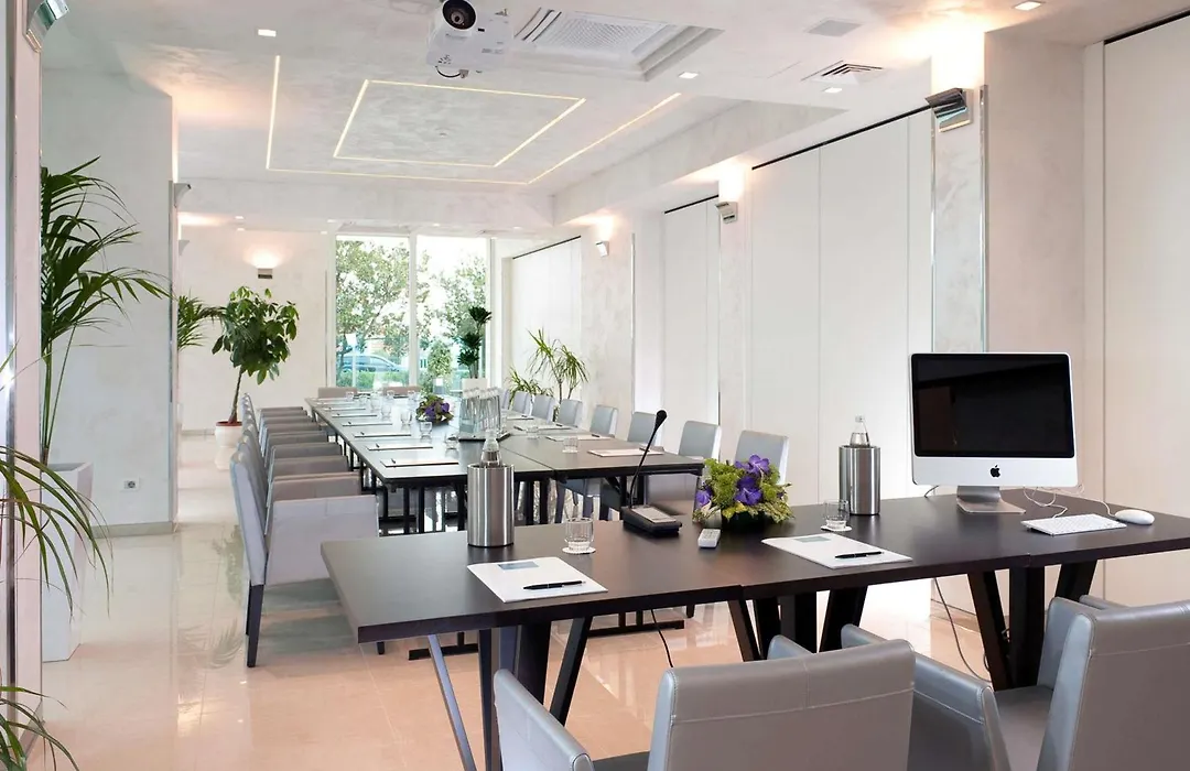 Mercure Hotel Rimini Artis-1