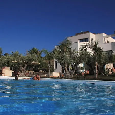 Punta Bianca Suite&Home Experience-3