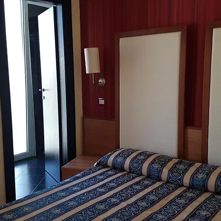 Hotel Promenade Universale-2