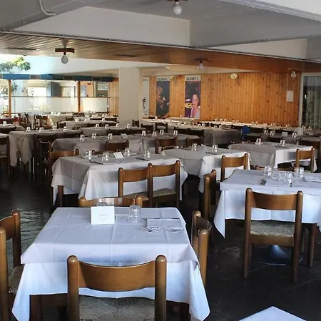 Th 1400 Hotel-3