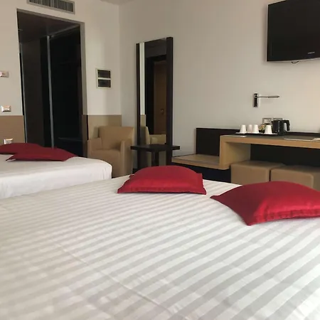 Best Western Plus Hotel Galileo Padova-3