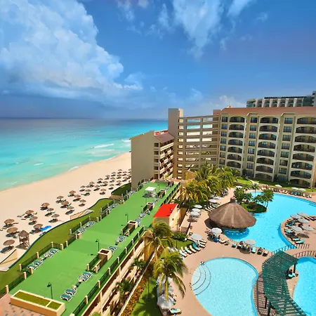 The Royal Islander - An All Suites Resort-3