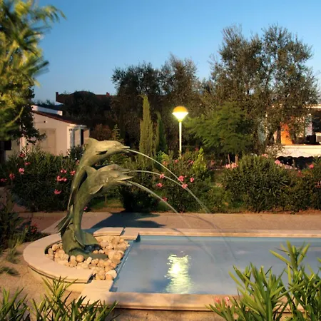 Villaggio Turistico Residence Delfino-3
