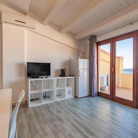 Marina di Petrolo Apartments-2