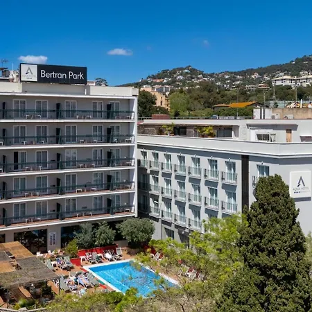 Aqua Hotel Bertran Park-2
