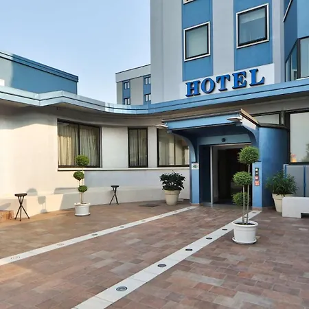 Best Western Plus Soave Hotel-3