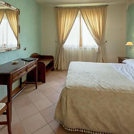 Hotel Villa Luigi-3
