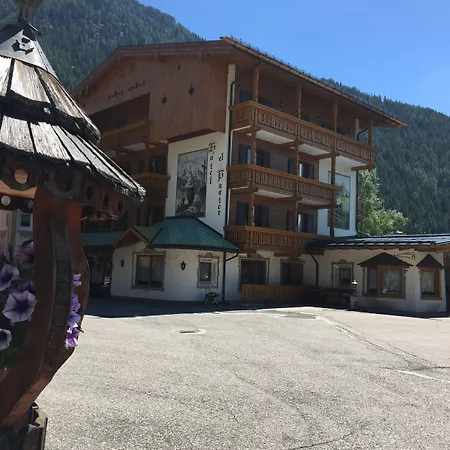 Hotel El Paster-3