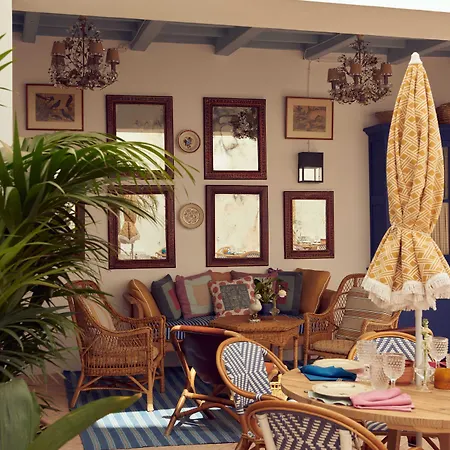 Cristine Bedfor Mahon Boutique Hotel-2