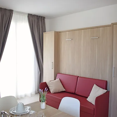Travini Hotel Residence-2