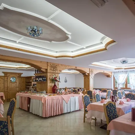 Hotel St. Raphael-3