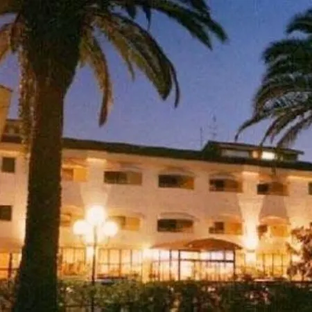 Summit Roma Hotel-3