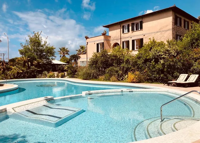  Villa Maremonti