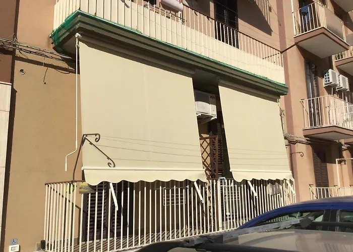Casa degli ospiti: La triade affittacamere