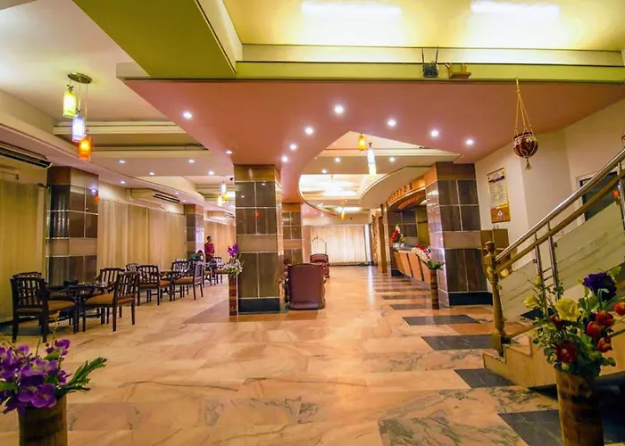 Hotel vicino al College: Hotel Victory - Best In City Center