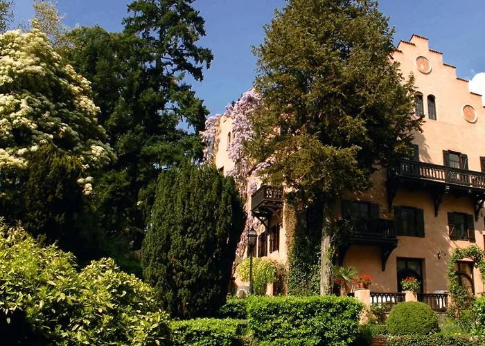  Schloss-Castel Pienzenau - Guestrooms & Apartments - B&B- & Restaurant
